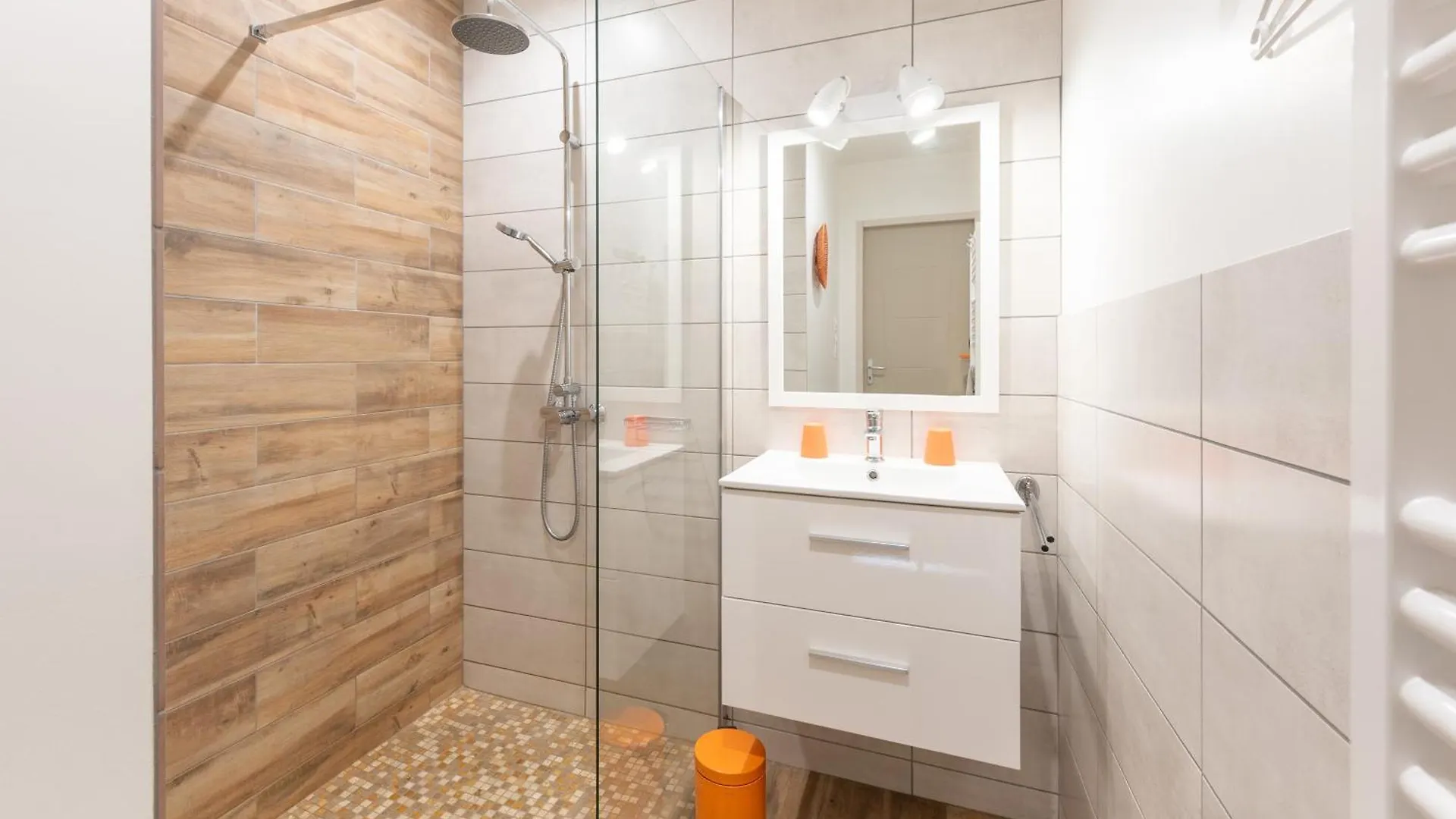 Сasa de vacaciones Maison Chez Bob Heches Francia